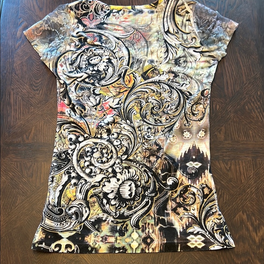 Women's Multicolor Patterned Top - Picture 3 of 7